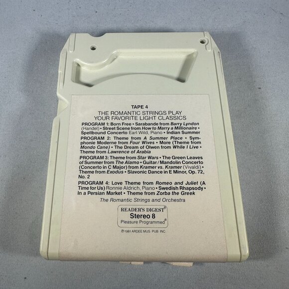 Romantic Strings Play Your Favorite Light Classics 8-Track Tape Readers Digest - Picture 2 of 4